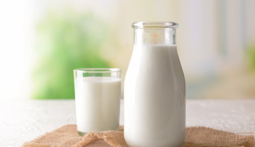 牛乳は筋トレに効果的？プロテインは牛乳と水どっちがいいの？管理栄養士が解説